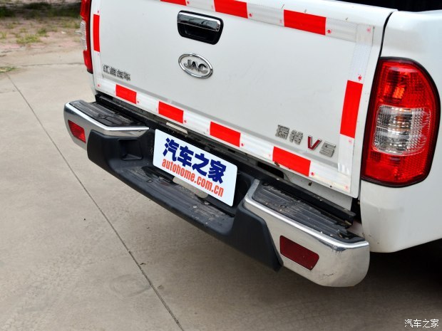 江淮汽车 瑞铃 2015款 2.5T V5 限量版 两驱大双排4B2-95C43 江淮汽车 瑞铃 2015款 2.5T V5 限量版 两驱大双排4B2-95C43