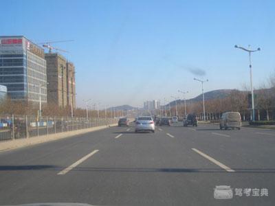 科目三练习时，为什么很多人开车都会跑方向？