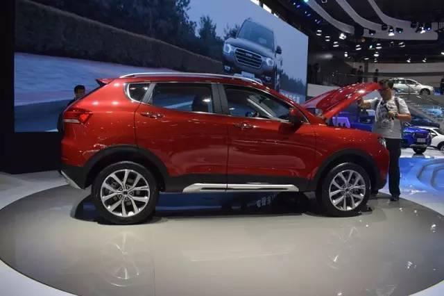 这款小型SUV从里到外都是透着年轻和时尚,适