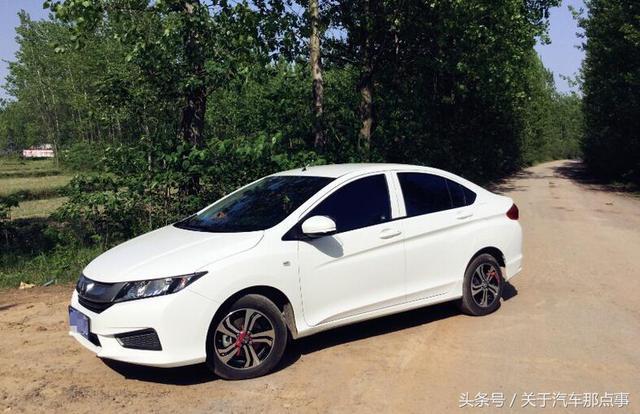 人生第一辆车怎么选?年收入10万没买这3款车