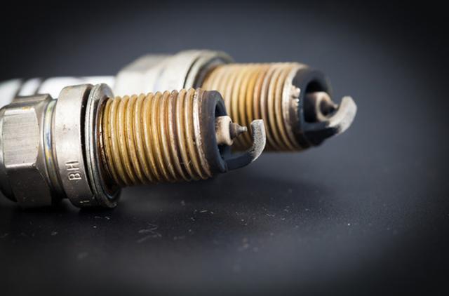 发动机故障灯总是亮?就这几个原因!对症下药最