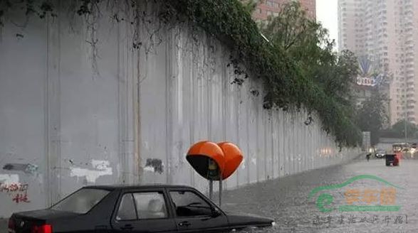 涉水熄火后再次启动汽车