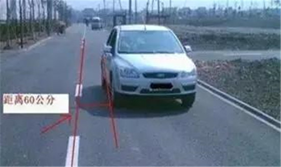 新手上路容易压线咋办