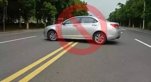 路口掉头啥时能掉 啥时不能掉 咋掉 路口掉头啥时能掉 啥时不能掉 咋掉