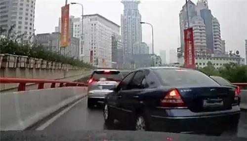 教你防御性驾驶 预防追尾与被追尾技巧