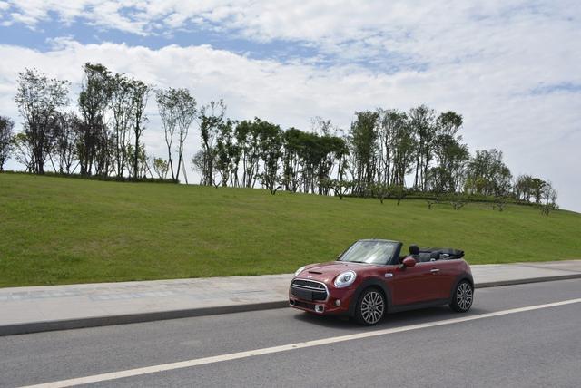皓智粉眼中MINI CABRIO 不值37.5万 皓智粉眼中MINI CABRIO 不值37.5万