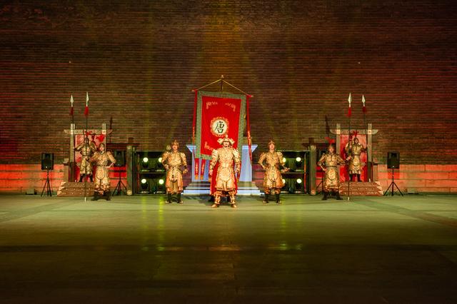 梦回大唐-南门迎来《<a href=https://mengchangan.piao029.com target=_blank class=infotextkey>梦长安</a>》首演（原创摄影）