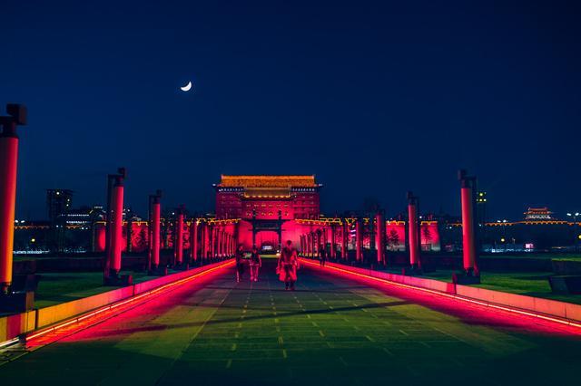 梦回大唐-南门迎来《<a href=https://mengchangan.piao029.com target=_blank class=infotextkey>梦长安</a>》首演（原创摄影）