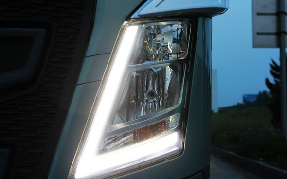 汽车日行灯有什么用?卡车将普及日间行车灯