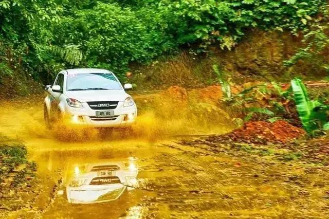 五一假期自驾游,最适合的车原来是TA