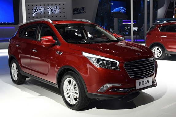 华泰suv汽车新圣达菲上海车展亮相动力/质量详情