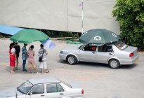难点解析：警花示范标准交通手势，你记住了吗