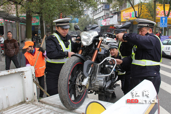 北京交警能查到摩托車保險嗎 摩托車保險交警查嘛