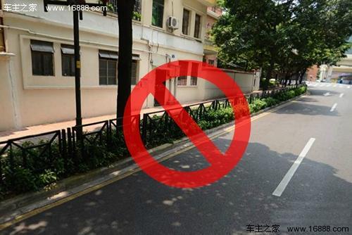 黄实线 白实线 白虚线.路边这么多线到底怎么停