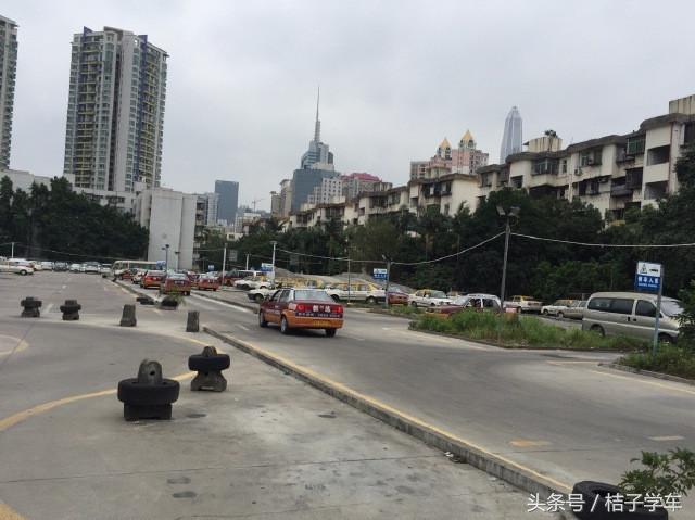 桔子学车：教练，你说我是报手动还是自动？