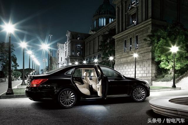 V8发动机,车长5米4,百万级韩国车战奥迪A8宝