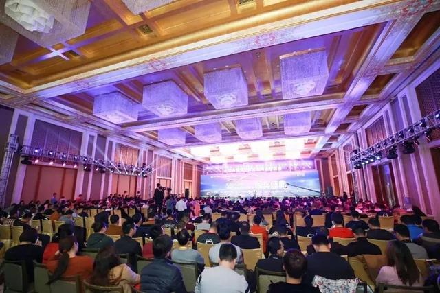 慧聪网2017年度汽车用品品牌盛会千人汇聚,万众瞩目 慧聪网2017年度汽车用品品牌盛会千人汇聚,万众瞩目
