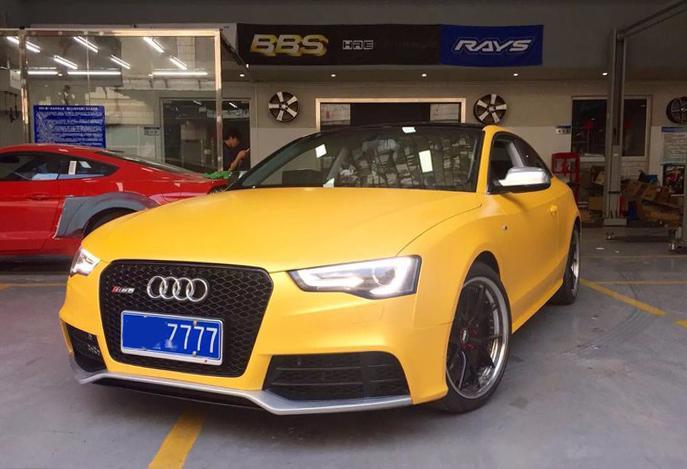 两年折腾20万改装一辆车,最终打造成又黄又宽