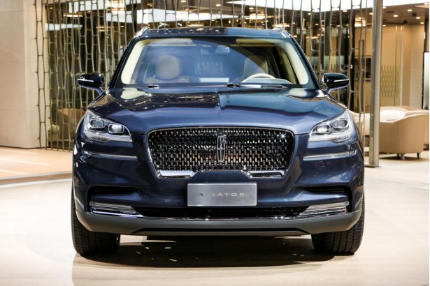 全新林肯suv飞行家aviator中国首秀,至美优雅 展现林肯未来动力,科技