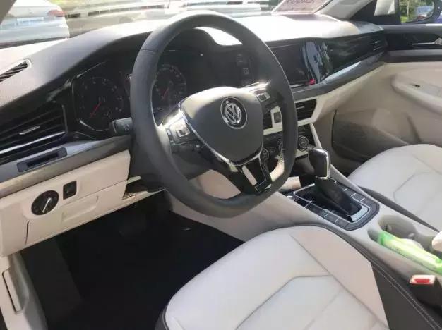 比速腾好开,但还是怼不过思域、帝豪GL