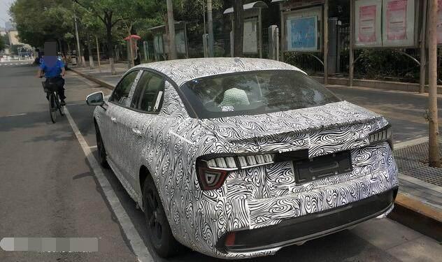 活捉领克03测试车!标志性前脸辨识极高,比大众