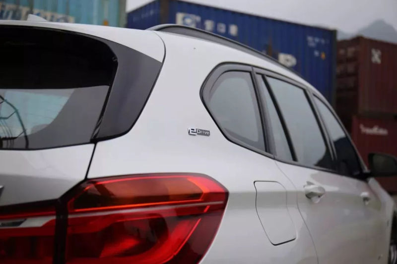 试驾宝马X1插电混动版:油耗百公里2.0升,只是