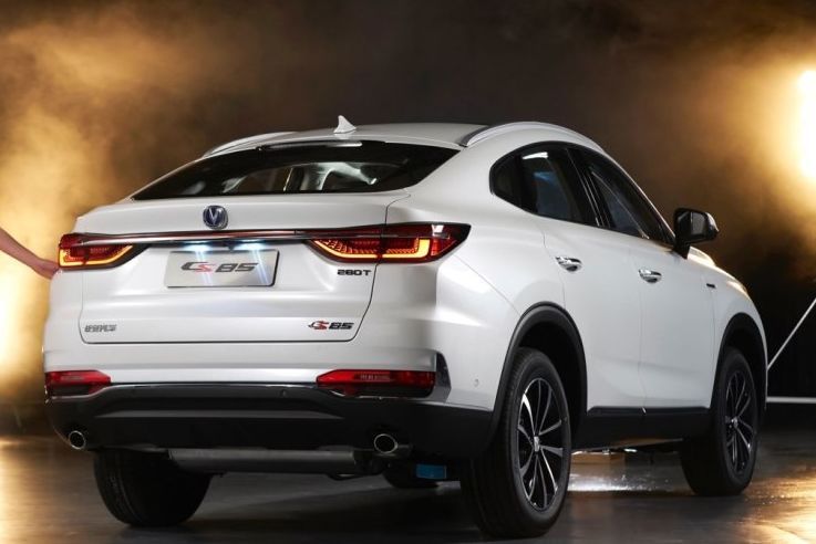 长安汽车最新设计力作,轿跑SUV长安CS85官图