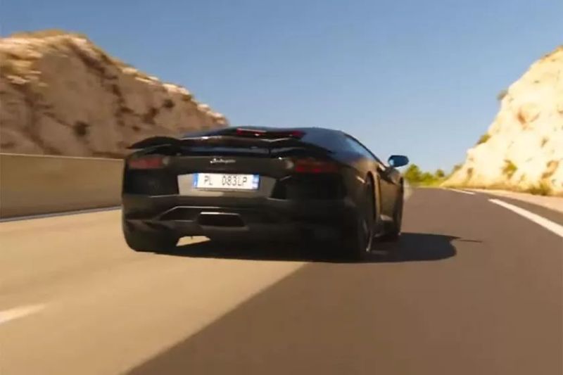 准备发车!时隔11年那辆白色标致出租车