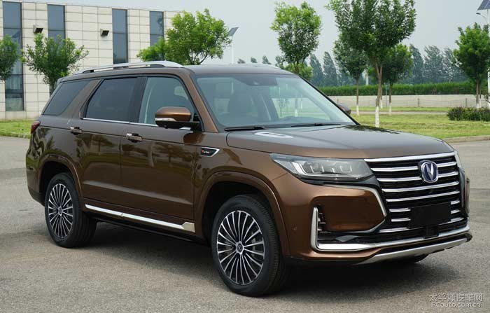 新款长安CS95申报消息 应用最新设计语言