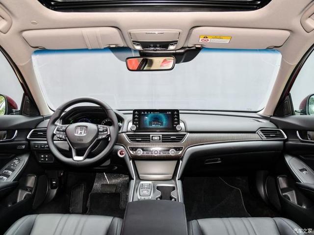 一箱油能跑4000里!除了本田雅阁锐混动谁能做