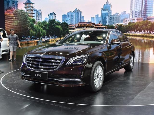 奔驰C级主打1.5T发动机?别慌,还有个48V轻混