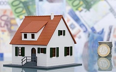 马云的神理论未来十年车,房子不值钱,王健林