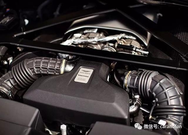 阿斯顿·马丁V8 Vantage VS 保时捷911 Carrera 4S