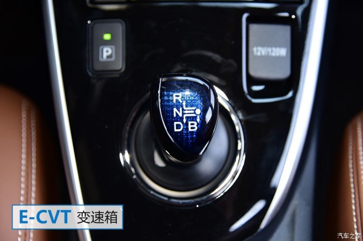 广汽丰田 雷凌双擎E+ 2019款 1.8PH V CVT豪华版 广汽丰田 雷凌双擎E+ 2019款 1.8PH V CVT豪华版