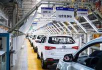 一汽吉林绿色智能工厂启动，第40万辆新车—森雅R8下线