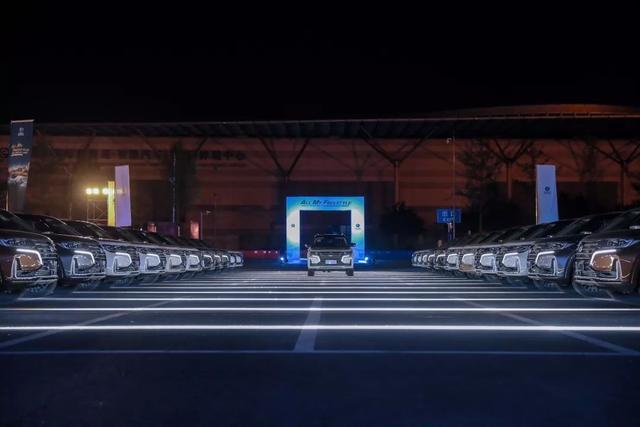 开着长安CS95，汽车有文化pick了几个重庆网红地标？