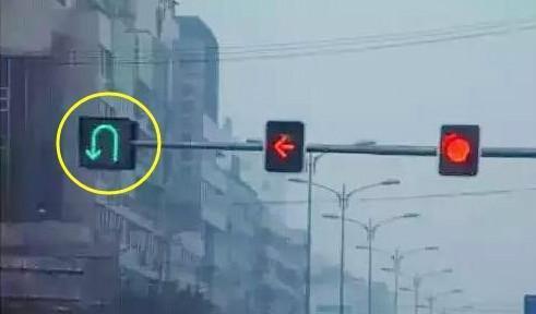 没有掉头标志的路口 左转红灯到底能不能掉头 新闻详情 买车网
