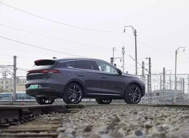 体验比亚迪全新一代唐DM:一次试驾路转粉