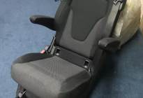 汽车座椅变办公座椅 体验奔驰V级独立座椅 汽车Vlog125