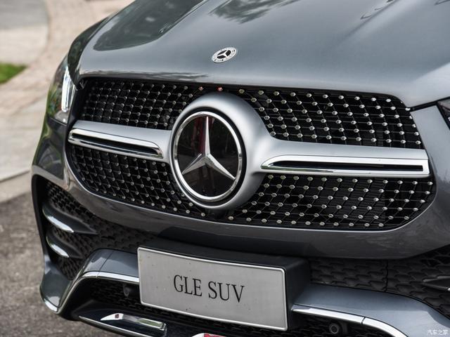 Get 奔驰Suv内饰 Background