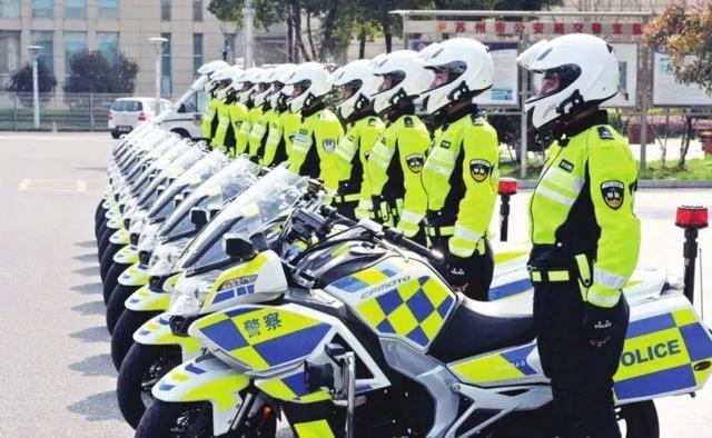 车叔评论:武汉"禁摩令"惹争议,摩托车到底该不该禁? 车叔评论:武汉"禁摩令"惹争议,摩托车到底该不该禁?