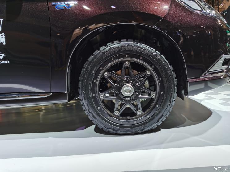 东京改装展 三菱欧蓝德phev Nerv 新闻详情 买车网