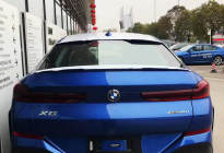 外形动感时尚，湖畔蓝车漆版宝马X6到店实拍