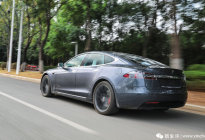 实测百公里加速2.8秒，特斯拉Model S真的老了吗？