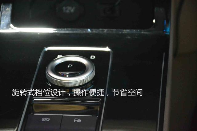 爱驰U5 纯电动中型SUV典范
