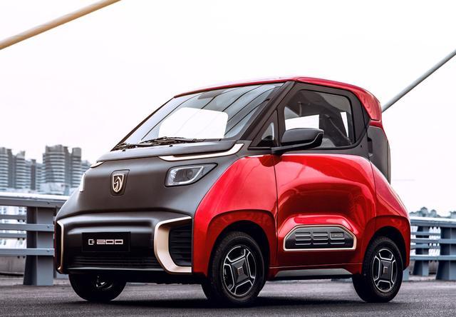 五菱进军纯电轿车市场首款微型电轿亮相两门四座代步神器