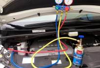 汽车空调总有异味，维修工：别忘记清洗这个地方。