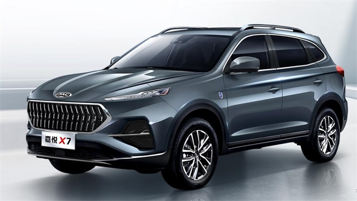 自主中型suv再掀波浪嘉悦x7对比瑞虎8新兵老将谁更出彩