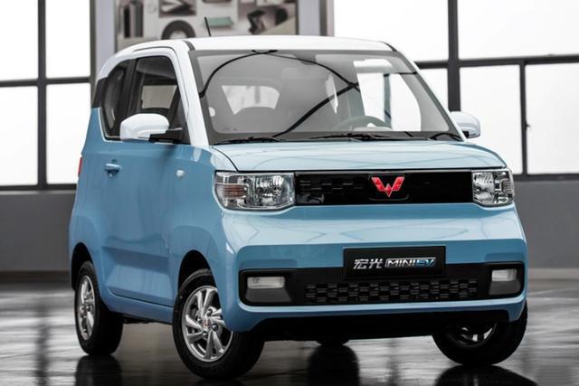 五菱宏光MINI EV，为何不如低速电动车好用？