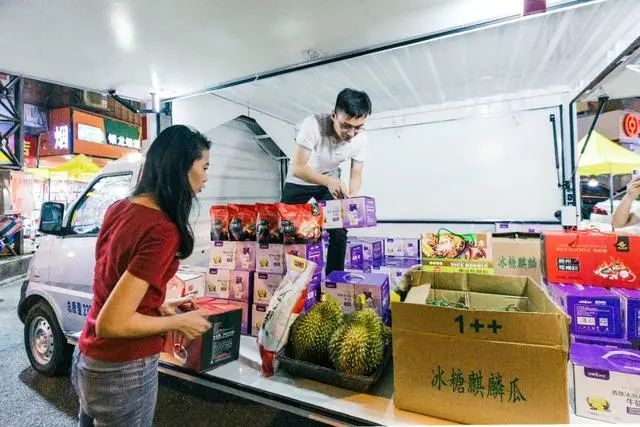 股价恐怕还得翻倍，五菱为何成为地摊经济正规军？